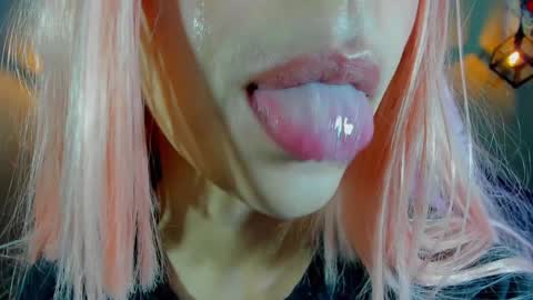 Maddie online show from 12/06/24, 09:02