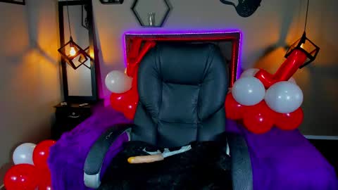 Maddie online show from 02/14/25, 06:51