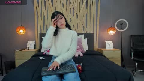 Snapshot of maddison_foxxx chatting on 02/24/26, 12:25 Madisson online show from 02/24/26, 12:25