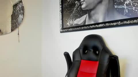 Snapshot of maddox_santana chatting on 02/23/25, 11:36 Maddox Santana online show from 02/23/25, 11:36