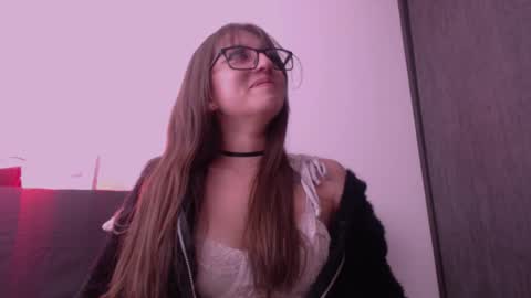 Maddy UwU online show from 11/07/25, 08:20