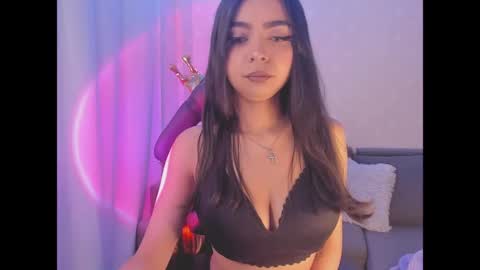 Snapshot of maddy_blackgood chatting on 04/06/26, 01:01 Maddy Blackgood online show from 04/06/26, 01:01