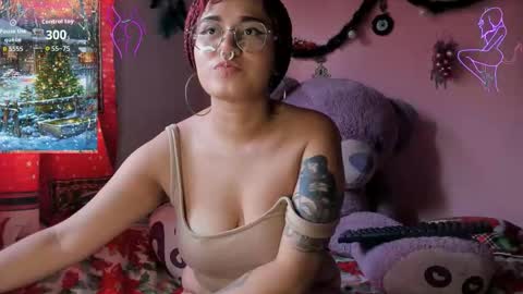 Snapshot of maddy_jhonsson chatting on 12/14/25, 08:02 Maddy online show from 12/14/25, 08:02