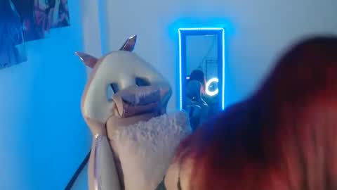 maddy_vicius19 online show from 11/17/25, 10:37