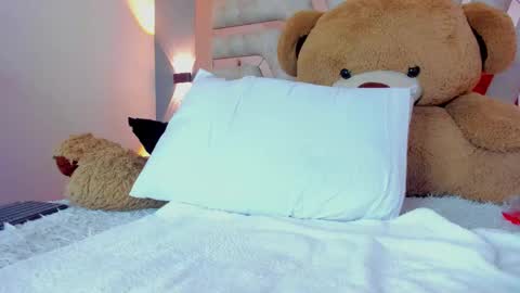  Maddy Crofft online show from 02/24/25, 03:31