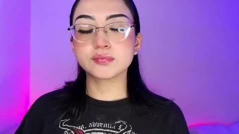 Snapshot of maddyghost chatting on 09/16/25, 10:44   Please followme and rate me your thumbs up online show from 09/16/25, 10:44