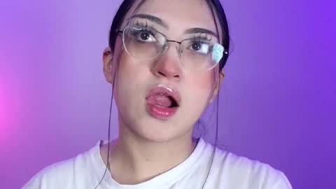 Snapshot of maddyghost chatting on 09/26/25, 10:25   Please followme and rate me your thumbs up online show from 09/26/25, 10:25