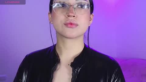 Snapshot of maddyghost chatting on 11/26/25, 11:50 Please followme and rate me your thumbs up online show from 11/26/25, 11:50