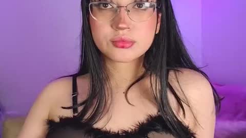 Snapshot of maddyghost chatting on 11/28/25, 08:55 Please followme and rate me your thumbs up online show from 11/28/25, 08:55