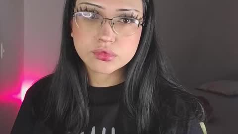 Snapshot of maddyghost chatting on 12/16/25, 10:26 Please followme and rate me your thumbs up online show from 12/16/25, 10:26