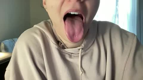 maddyhasyummypussy online show from 03/07/26, 04:15