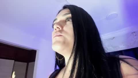 Snapshot of maddysexx_ chatting on 06/30/26, 11:33 Maddy online show from 06/30/26, 11:33