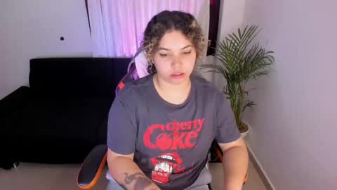 madelaine_taylor online show from 01/14/25, 11:42