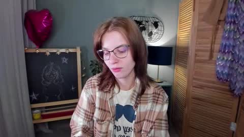 madelaines online show from 09/09/25, 08:25