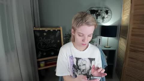 madelaines online show from 12/21/25, 08:43