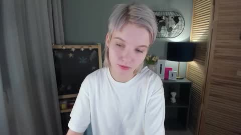 madelaines online show from 01/14/26, 10:54