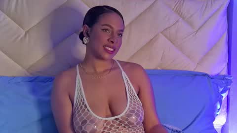 madeleinxxx_ online show from 12/18/25, 06:58