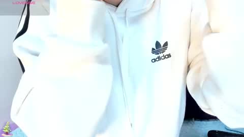 Snapshot of madelin_clerk chatting on 12/30/24, 03:13 Madelin Clerk online show from 12/30/24, 03:13