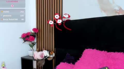 Snapshot of madelin_clerk chatting on 12/30/24, 09:19 Madelin Clerk online show from 12/30/24, 09:19