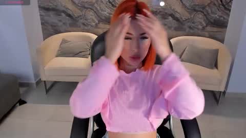 Madeline online show from 10/04/25, 10:13