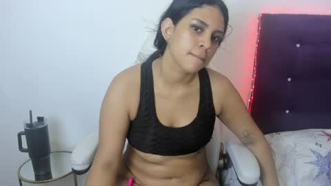 Snapshot of madelinesquit chatting on 05/04/26, 06:59 madelinesquit online show from 05/04/26, 06:59