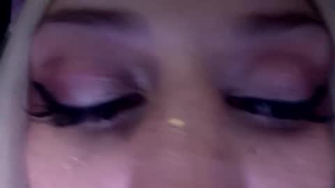 madeline online show from 11/27/25, 05:42