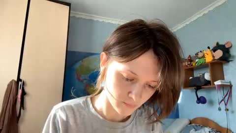 madelynsojourner online show from 05/17/26, 03:15