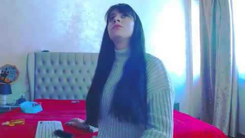 madelynvelure online show from 03/13/26, 08:32