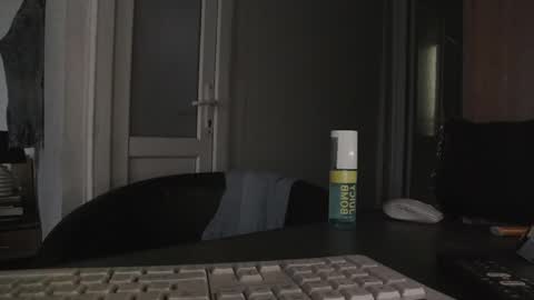 madelynvelure online show from 04/23/26, 04:31