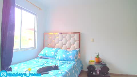 madelyn roses online show from 03/05/25, 09:15