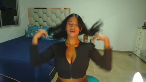 madelyn roses online show from 03/11/25, 11:48