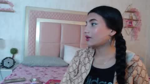 madhison_5 online show from 05/13/26, 12:24