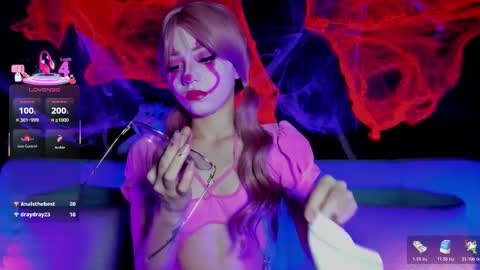 Madison Watson online show from 10/24/25, 10:44