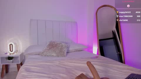 Valentina   1030   530  -  online show from 03/05/25, 08:43