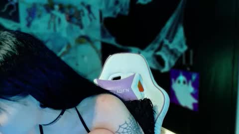 madison_jacksonn online show from 10/28/25, 11:07