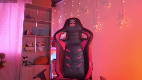 Madison   online show from 02/25/26, 01:32