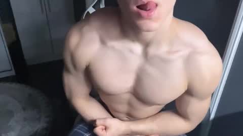 madisonboy2 online show from 11/06/25, 09:59