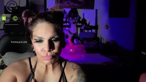 Snapshot of madisonjayde77 chatting on 04/25/26, 05:21 MadisonJayde online show from 04/25/26, 05:21