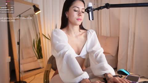 Snapshot of madisonlara chatting on 02/01/25, 09:29 madisonlara online show from 02/01/25, 09:29