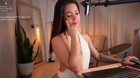 Snapshot of madisonlara chatting on 03/01/25, 05:49 madisonlara online show from 03/01/25, 05:49