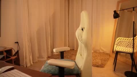 madisonlara online show from 03/25/26, 04:57