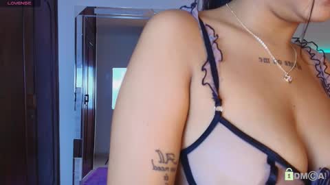 Snapshot of madisonwalkeeer chatting on 02/25/26, 09:02 madisonwalkeeer online show from 02/25/26, 09:02