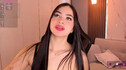 Snapshot of madisson_foxxx_ chatting on 07/25/26, 02:47 Madi Fox online show from 07/25/26, 02:47