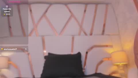    online show from 10/27/25, 10:36