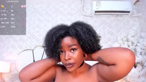 Madisson Lopez online show from 10/31/25, 09:38