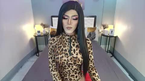 Wil online show from 11/08/25, 01:06