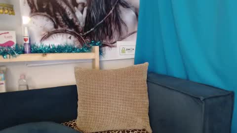 Snapshot of madoka_xxx chatting on 01/17/25, 01:25 Elizabeth online show from 01/17/25, 01:25