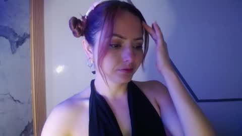 Snapshot of mady0619_ch chatting on 09/11/25, 10:37 Mady online show from 09/11/25, 10:37