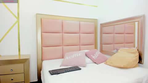 Mady online show from 01/18/25, 02:03