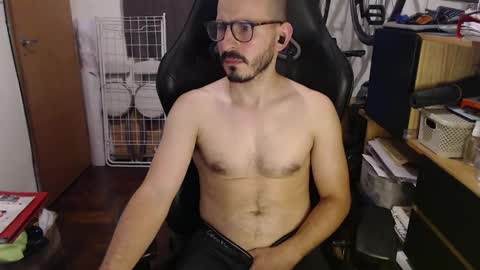 Snapshot of madziula chatting on 02/16/25, 05:04 Peter online show from 02/16/25, 05:04